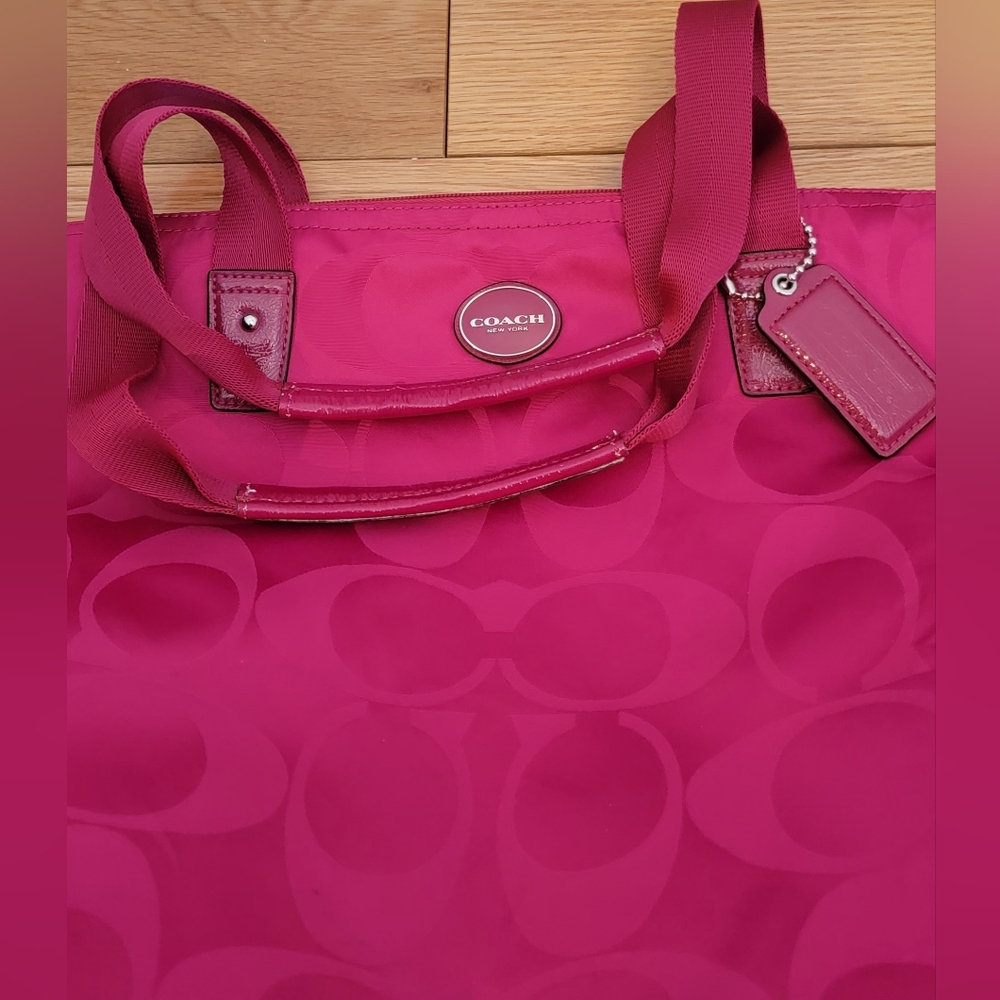 Coach Pink Tote Bag - Picture 4 of 7
